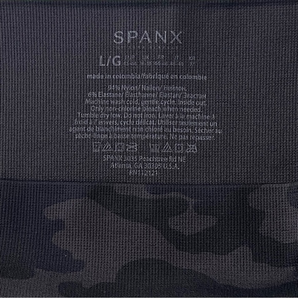 Spanx Leggings Large Seamless Tummy Control Shaping Smoothing Camo Look at Me - Picture 9 of 9